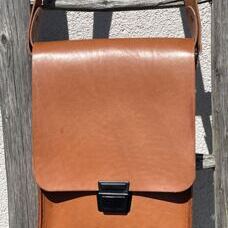 School‘s out Cognac hoch
