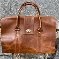The Midwife L Cognac